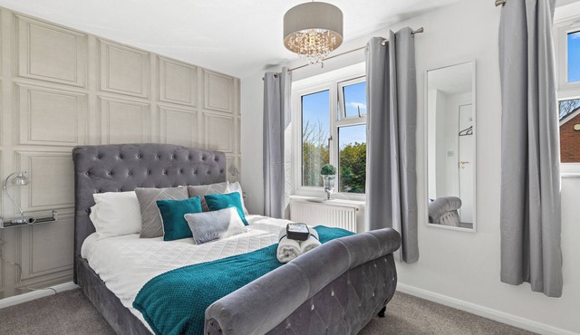 Silver Stag Properties, 3 BR Home w/Garden