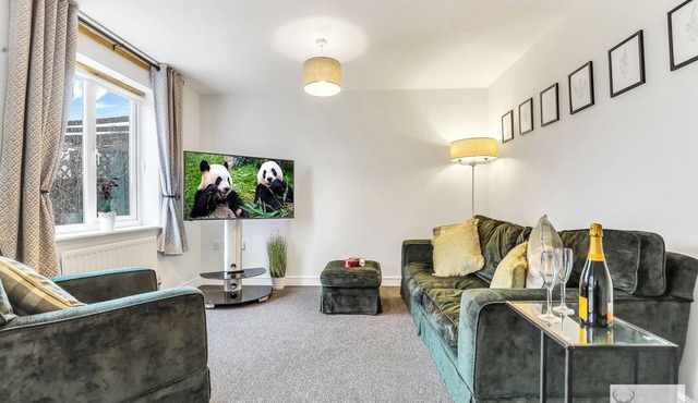 Silver Stag Properties, 4 BR Gem in Coalville