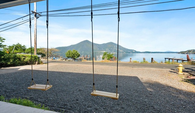 Silverado Beach Lake House