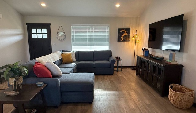 Silverwood 1.6 milesnSpacious 4-bedroom house in beautiful North Idaho