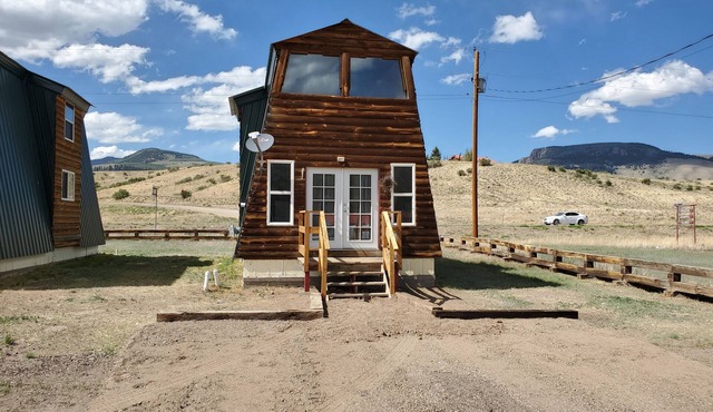 Silvery Lupine Cabin 5 - 2 bedrooms in Creede, Colorado