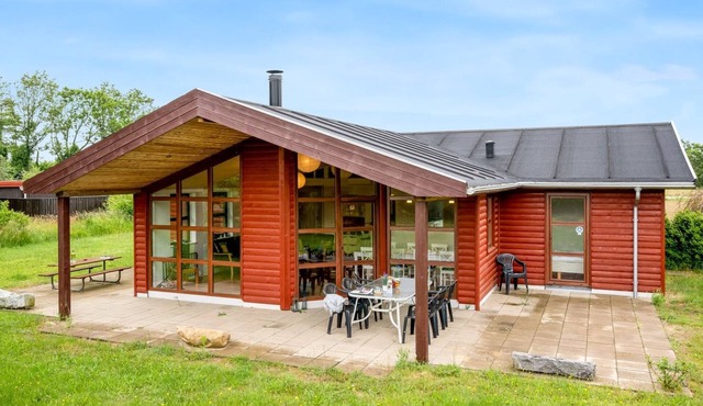 "Silvia" - 300m to the inlet by Interhome