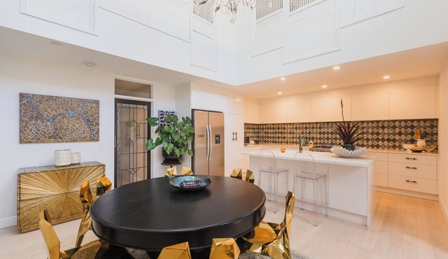 SIMBA Beachside; stylish opulence, pet friendly & moments from the beach