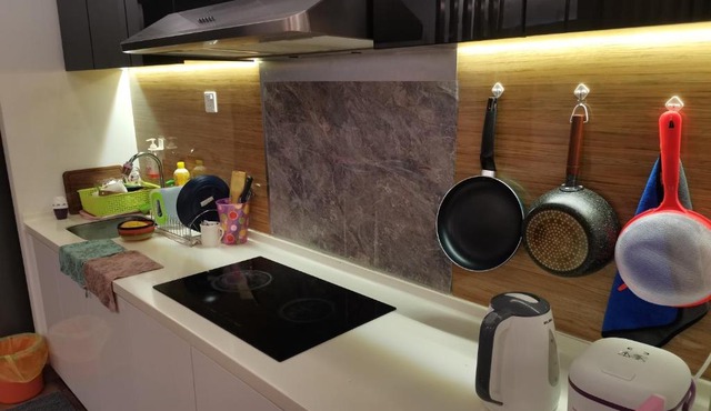 Simfoni Tower Balakong with 100mbps wifi and Netflix