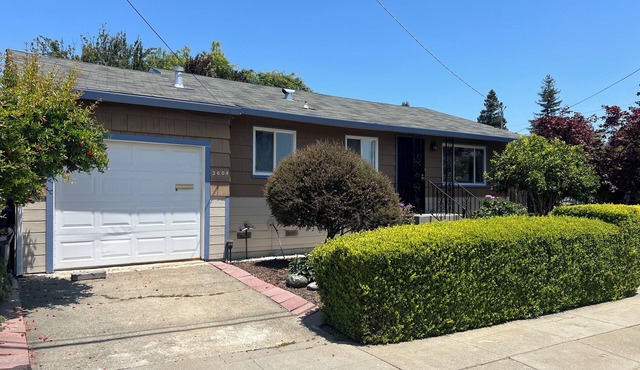 Simple 2B1B Front Unit with Full Kitchen and Parking - 3604