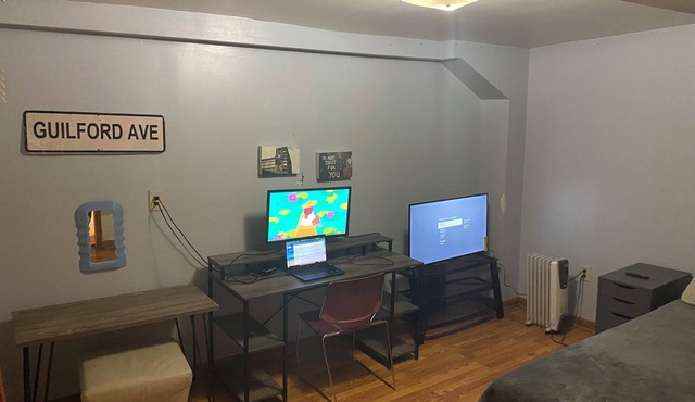 Simple, Cheap, and Cozy ROOM 1