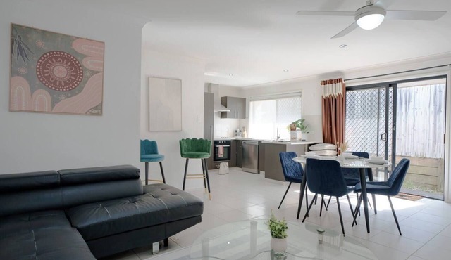 Simple & Comfortable 2 bedrooms