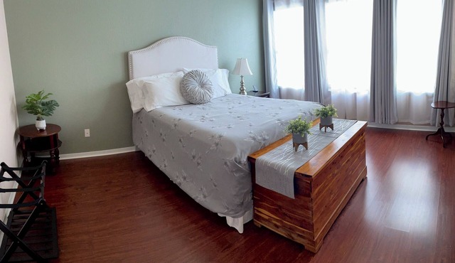 Simple Elegance 3bedroom 2bath 4min from Fair Grounds 1st responder friendly