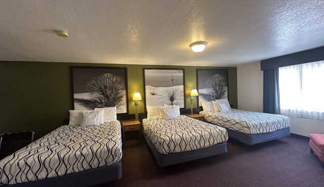 Simple Rewards Inn
