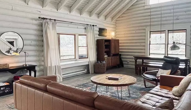 Simple Scandinavian Cabin on Lake Wedowee