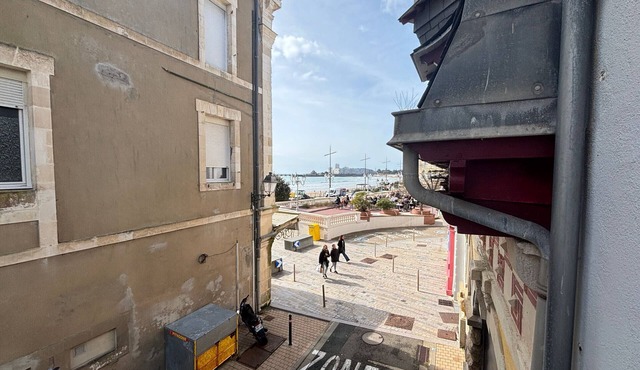 Simple studio near the beach with balcony