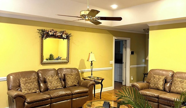 Simple & Sweet 2-bedroom house in amazing Florence