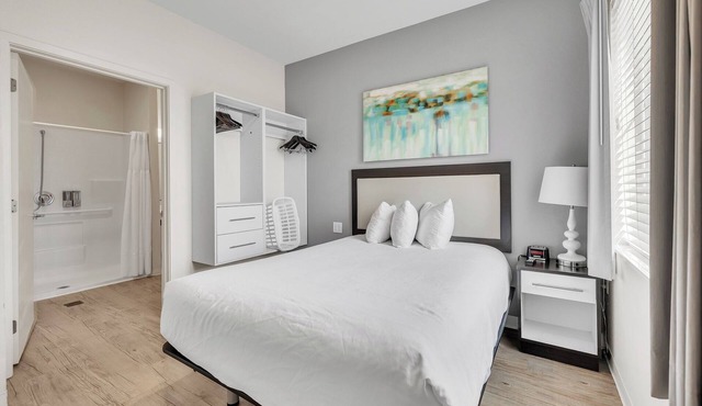 Simplicity At the Rim 1102 I Comy 3 Bed 2 Bath