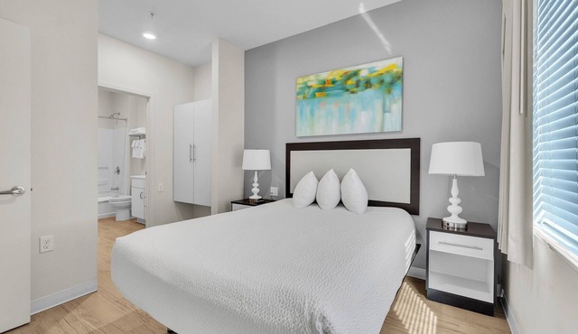 Simplicity At the Rim 1114 I Comfy 2 Bed 2 Bath