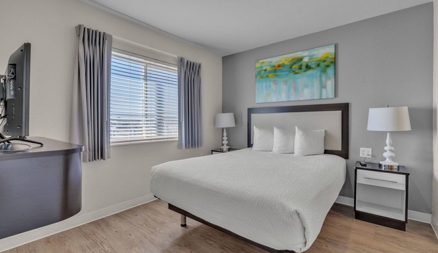 Simplicity At the Rim 1416 I Comfy 2 Bed 2 Bath