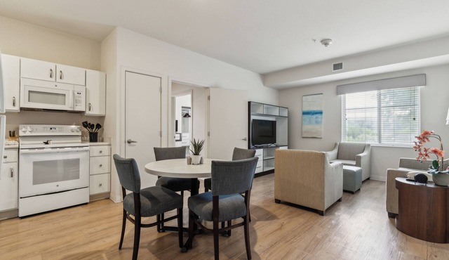 Simplicity At the Rim 1118 I Comfy 3 Bed 2 Bath