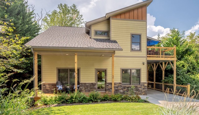 Simply Divine in West Asheville
