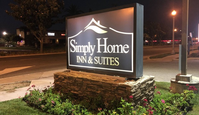Simply Home Inn & Suites