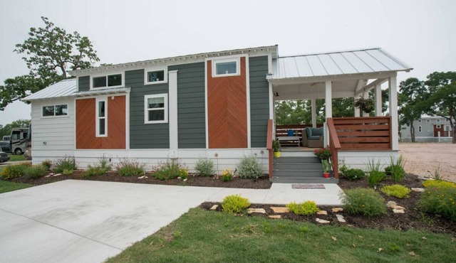 Simply Southern Tiny House Retreat