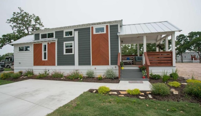 Simply Southern Tiny House Retreat