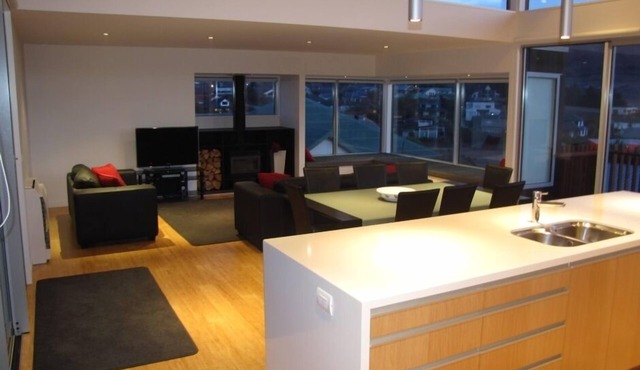 * Simply Stunning II *