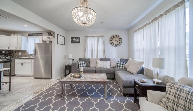 Simply Sweet 3 Bedroom Home - near MS&T & Fort Leonard Wood