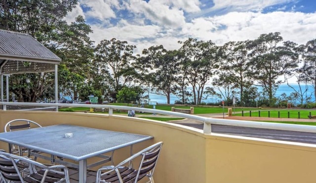 Simply The Best, Couple Getaway in Huskisson