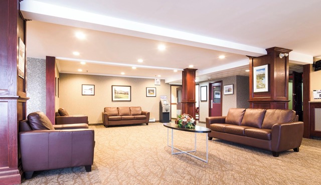 Sinbad's Hotel & Suites