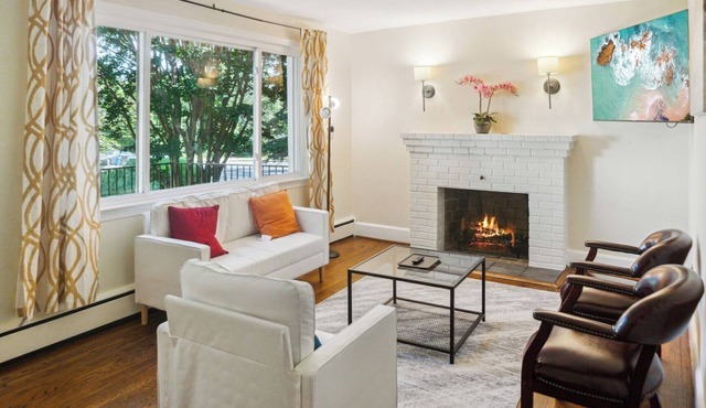 Single family 4 bed home luxurious design in 1 acre lot