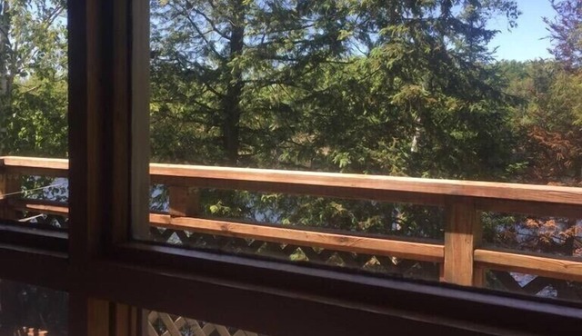 Single Family Cottage Perfect for Families with Kids Charm and Sunset Included