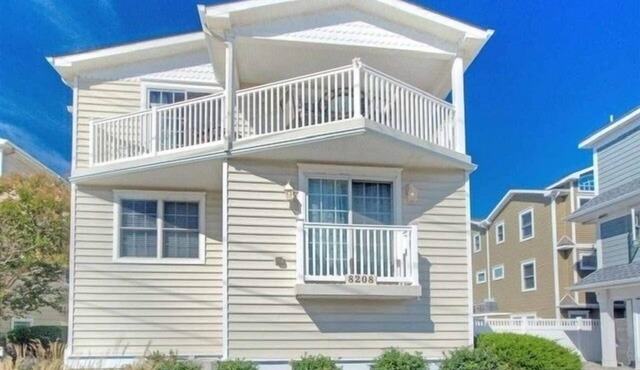 Single family home in the heart of Townsend Inlet!