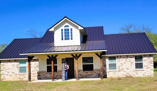 Single family home located on 125-acres.