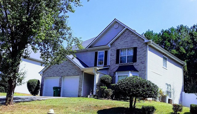 Single family home three bedroom