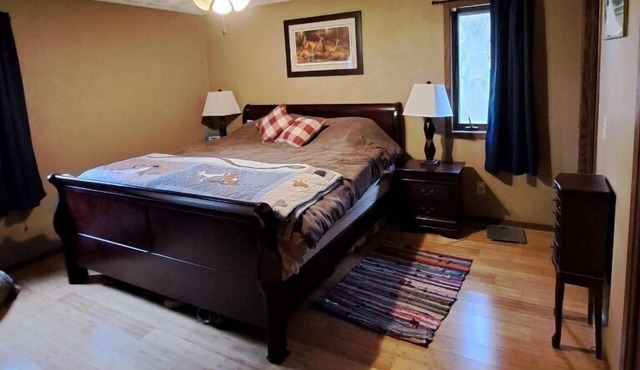 Single Family House in a quiet, friendly subdivision with a park near.