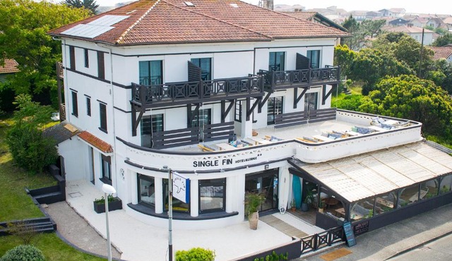 Single Fin Hotel & Lodge