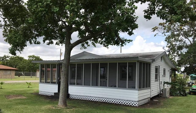 Single house in the most quiet neighborhood in Matagorda