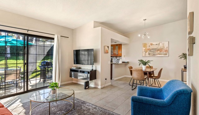 SINGLE LEVEL VILLA, STEPS TO POOL AND JACUZZI - MESQUITE COUNTRY CLUB