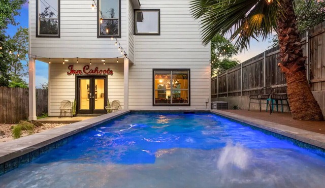 Single Malt Manor | Downtown Austin