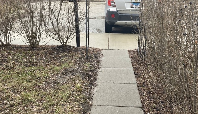 Single occupancy bedroom, in Quiet Townhouse in Waukegan, Room C
