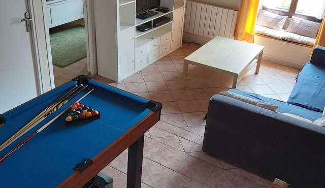 Single room-Family-Shared Bathroom-Courtyard view