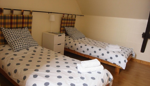 Single room-Standard-Private Bathroom-No view