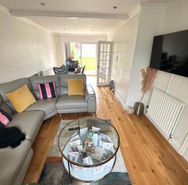 Single room in Croydon luxury spacious home