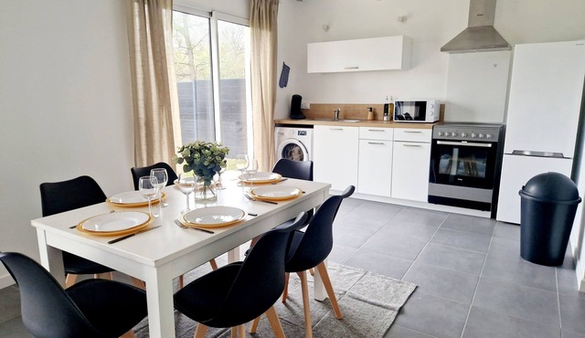 Single-storey 3-bedroom house with garden in the heart of La Gacilly