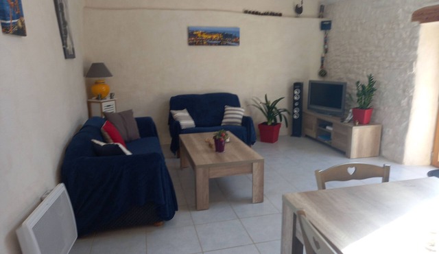 single-storey gîte in a quiet location