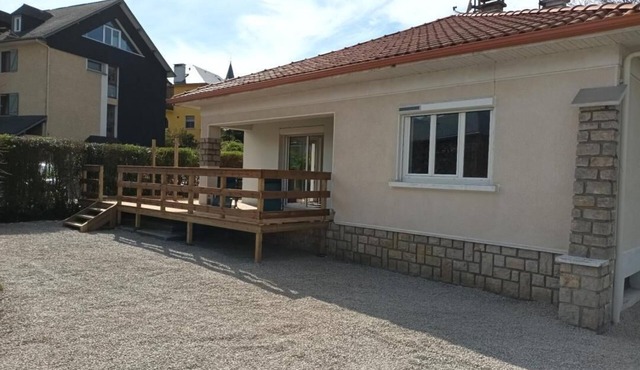Single-storey house on 800 m2 of land