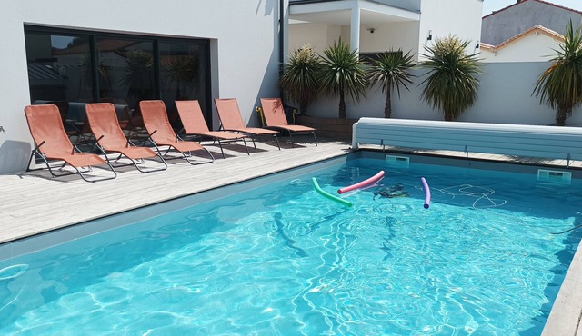 Single-storey house Royan 8 pers - Heated swimming pool in summer - Pontaillac beach