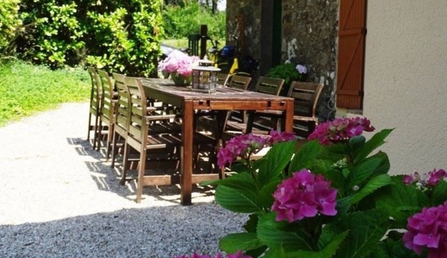 Single Storey Villa set in beautiful location with complete privacy