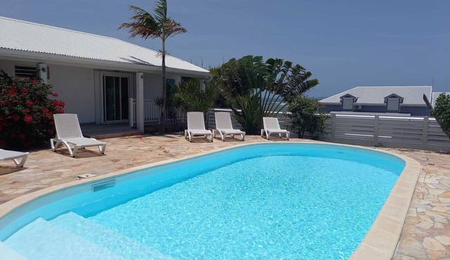 SINGLE-STOREY VILLA WITH SEA VIEW