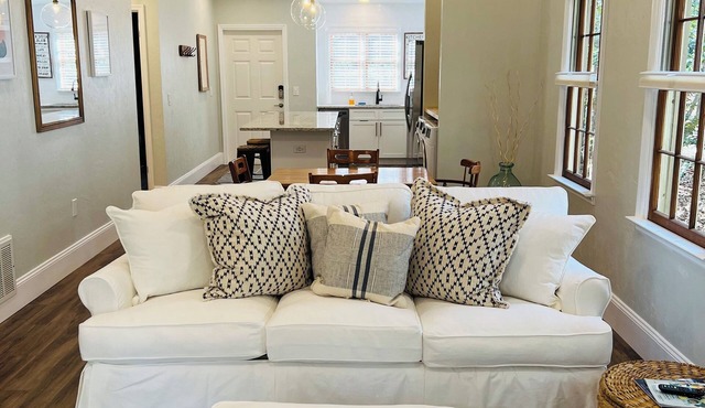Single Story Freshly Renovated Townhouse Adjacent Haile Village Stocked Kitchen