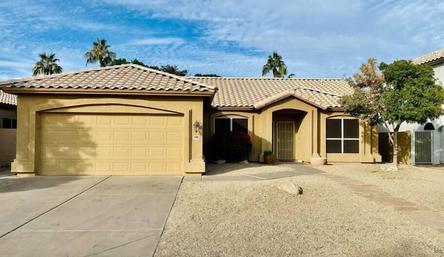 Single-Story home in Chandler-Entire House